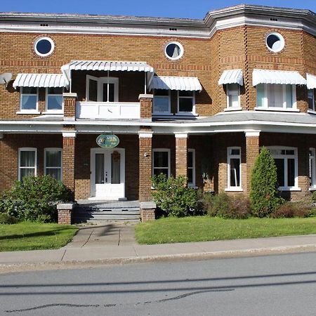 Chez L'Doc Saint-Prosper Exterior foto